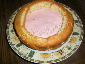 Клубнично-банановый торт со сметаной
