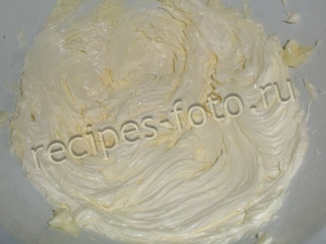 Кофейный крем со сгущенкой и маслом для торта