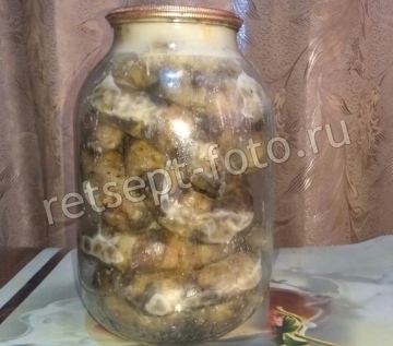 Консервированная домашняя колбаса в банках