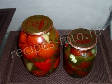 Консервированные помидоры с уксусом и чесноком