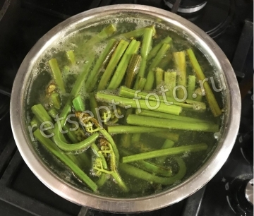 Корейская закуска из папоротника