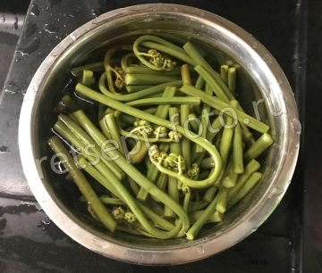 Корейская закуска из папоротника
