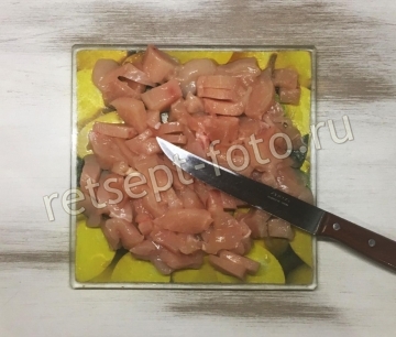 Корейский суп миёккук с водорослями и курицей