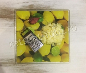 Корейский суп миёккук с водорослями и курицей