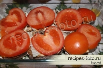 Котлеты запеченные в духовке с помидором, грибами и сыром
