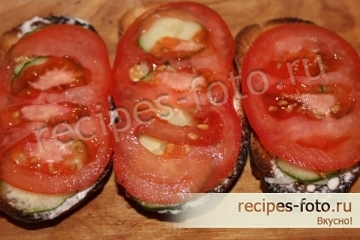 Вкусные бутерброды с маслом на скорую руку
