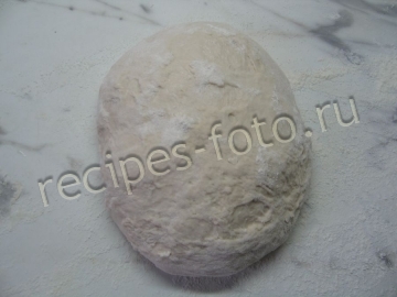 Кулебяка с мясом и грибами