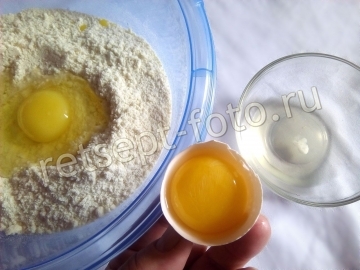 Кулич на кефире с изюмом без дрожжей