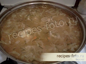 Куриный суп с капустой и пшеном