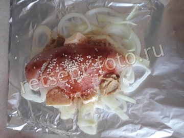 Куриное филе с кунжутом в духовке