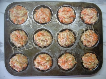 Куриные котлеты с кабачками в духовке