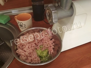 Куриные котлеты с кабачком