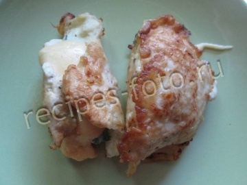 Куриные отбивные с сыром в кляре (рулетики)