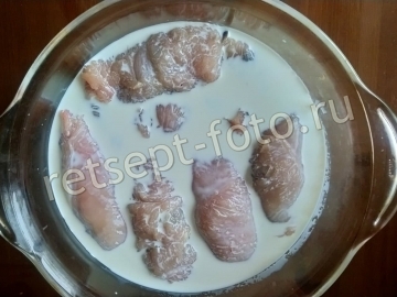 Куриные рулетики с грибами и сыром в сливках в духовке