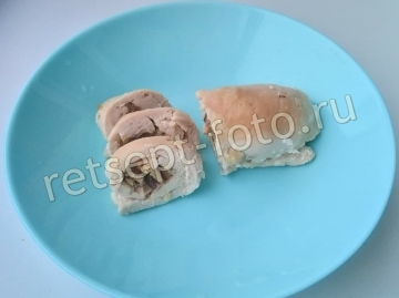 Куриные рулетики с грибами и сыром в сливках в духовке
