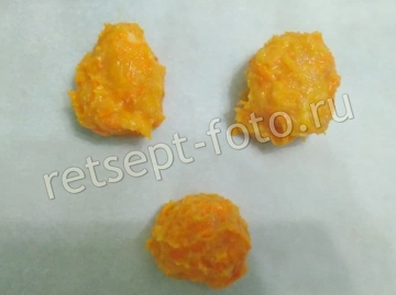 Куриные тефтели с кабачком и морковью детям от 1 года