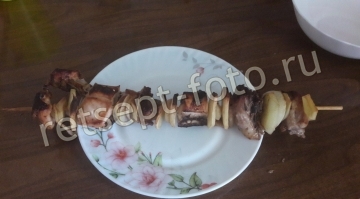 Куриный шашлык с картошкой в духовке