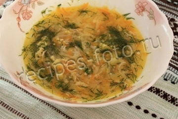 Куриный суп с яйцом и вермишелью