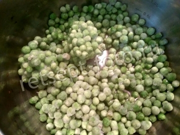 Курица с гороховым пюре