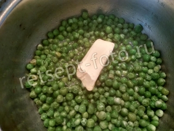Курица с гороховым пюре
