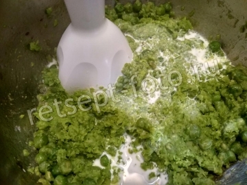 Курица с гороховым пюре