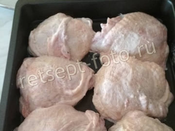 Курица с картошкой и майонезом на противне