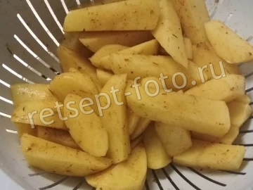 Курица с картошкой и майонезом на противне