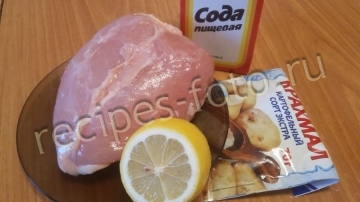 Курица с лимоном жаренная на сковороде