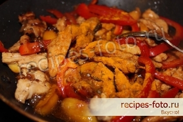 Курица в кисло-сладком соусе с овощами