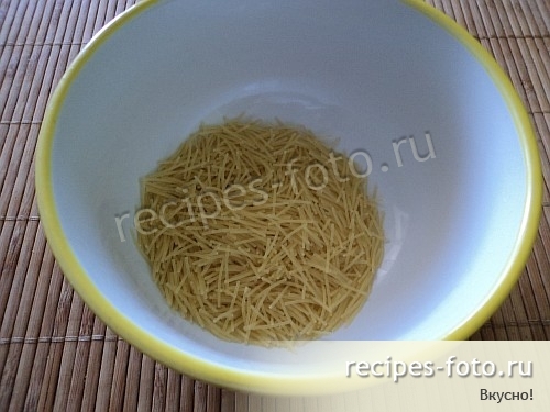 Куриный суп с вермишелью