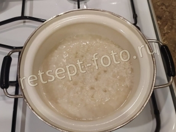 Кутья из риса с сухофруктами, цукатами и маком