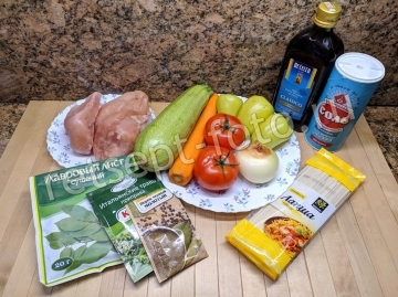 Лапша с курицей и овощами детям от 2-х лет