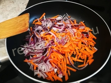 Лапша удон с говядиной и овощами