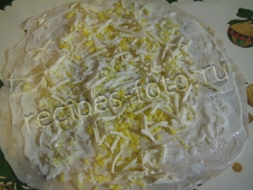 Лаваш с крабовыми палочками и плавленым сыром