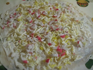 Лаваш с крабовыми палочками и плавленым сыром