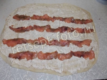 Лаваш с красной рыбой и творожным сыром