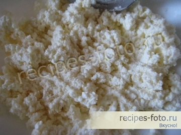 Лаваш с творогом, чесноком и зеленью