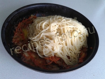 Макароны по-флотски с тушенкой