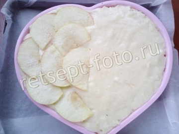 Манная запеканка с яблоками для ребенка 8 месяцев