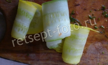 Маринованные кабачки слайсами