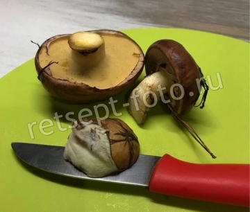 Маринованные маслята с лимонной кислотой и уксусом