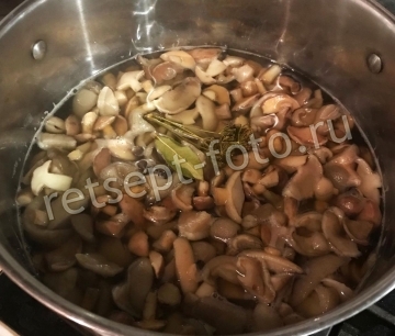 Маринованные маслята с лимонной кислотой и уксусом