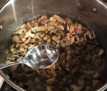 Маринованные маслята с лимонной кислотой и уксусом