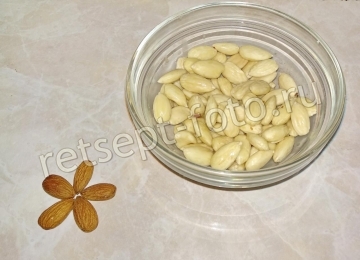 Миндальное молоко