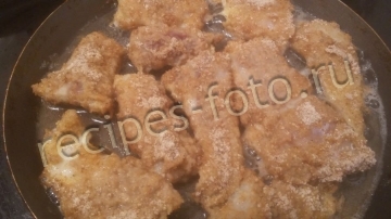 Минтай в кляре жаренный на сковороде