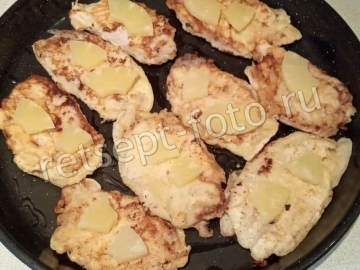 Мясо по-французски с ананасом без картошки