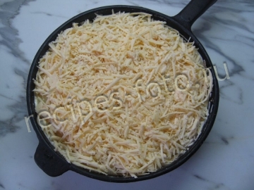Мясо с ананасами в духовке
