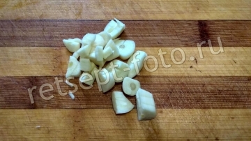 Мясо со свекольным соусом