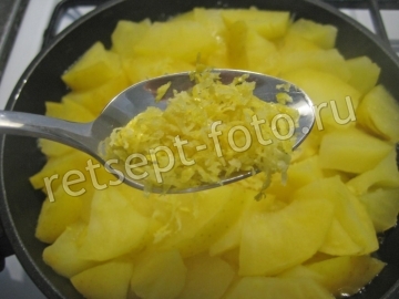Муссовый торт с яблоками и карамельным муссом