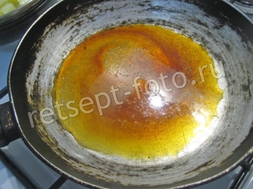 Муссовый торт с яблоками и карамельным муссом